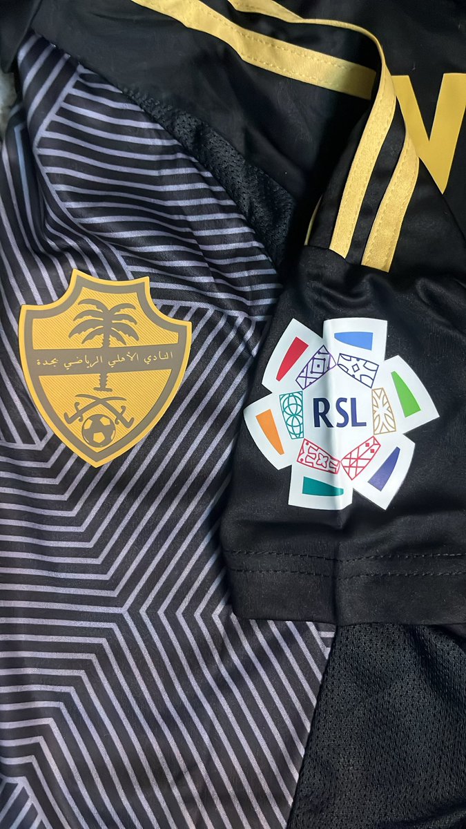 بطل اسيا ياجماله💚🖤
#الأهلي_كاواساكي #الاهلي #بطل_دوري_ابطال_آسيا_للنخبة 
بـ٧٩ ريال بس❤️‍🔥