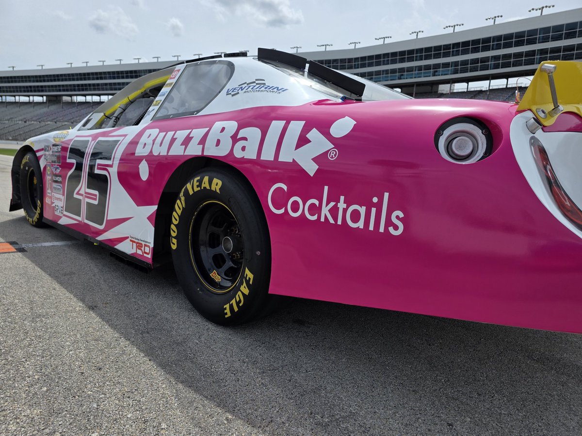 🏁We had an absolute blast hosting BuzzBallz at Team Texas! 🏎️🔥 Their custom BuzzBallz car tore up the track at Texas Motor Speedway, and we couldn’t be more thrilled with the energy 💥and excitement they brought. 👏Huge thanks to BuzzBallz for coming out!