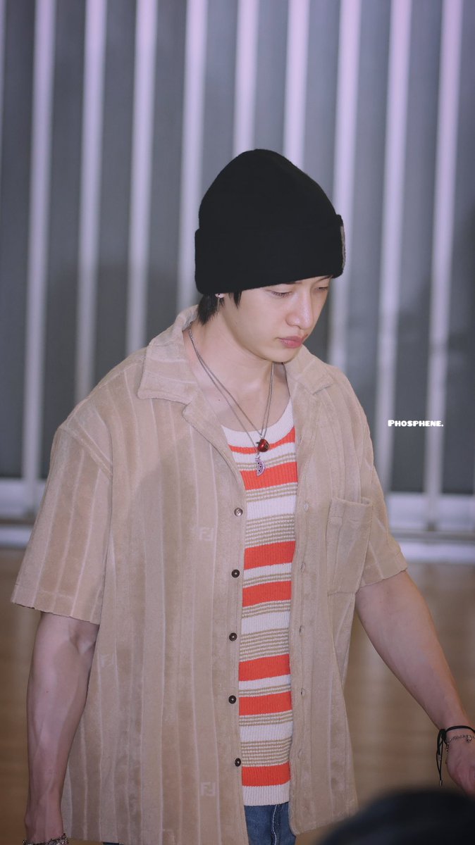 250509

Sleepy boy 👦🏻 

#BangChan #방찬 #Chris
#StrayKids #스트레이키즈