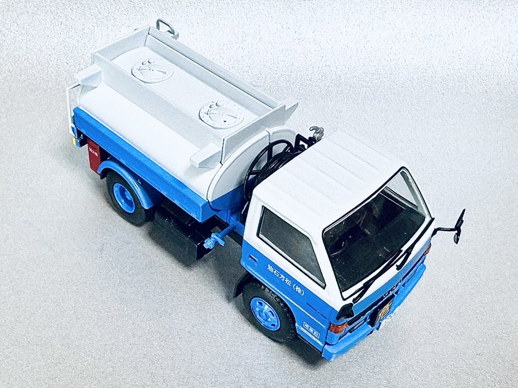 いすゞ エルフ 1985(タンクローリー仕様) アシェットの「懐かしの商用