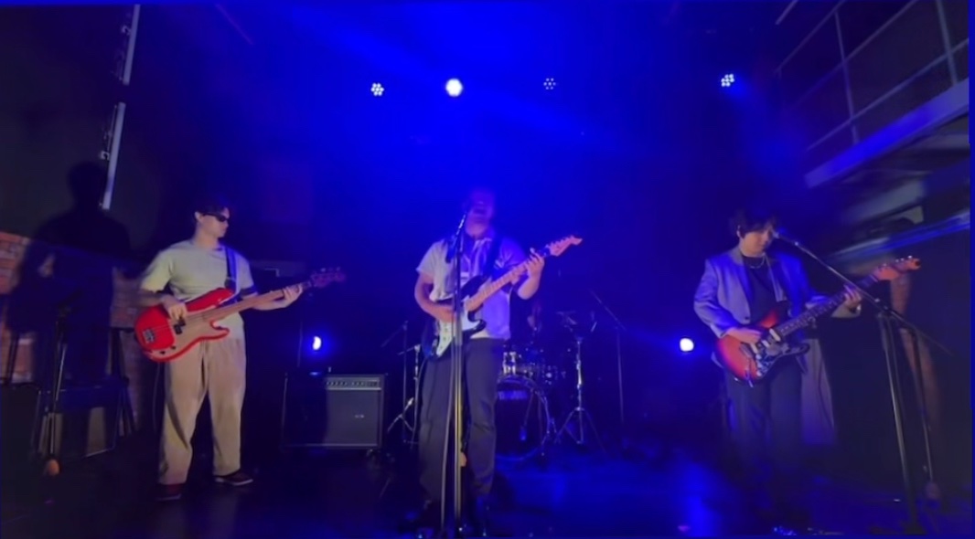 KENGSofficial's tweet photo. 昨日のspaceoddめちゃくちゃ良かった

特に対バンしたthe mighty project は柴崎雄介が気に入ってニコニコしてました！

俺らもすごいタイトでやばかった。

次は

5/20
下北沢threeでオープニングアクトです！

是非そちらも！ https://t.co/nIJZLnBGdu