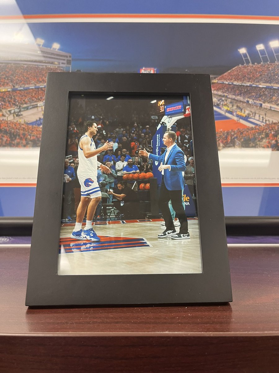 Cody Gougler (@bleedbluegoug) on Twitter photo A knock on my door today.. and a visit from Mr. Basketball!
Out of ALL the exciting things in lifeโฆ prep for NBA.. etc.. <a href="/tdeggie13/">Tyson Degenhart</a> goes out of his way to visit & gift our staff special memories.
Love you, Tyson! PROUD of you! Canโt wait to watch your NBA debut! ๐ค
#EyesUp A knock on my door today.. and a visit from Mr. Basketball!
Out of ALL the exciting things in lifeโฆ prep for NBA.. etc.. <a href="/tdeggie13/">Tyson Degenhart</a> goes out of his way to visit & gift our staff special memories.
Love you, Tyson! PROUD of you! Canโt wait to watch your NBA debut! ๐ค
#EyesUp