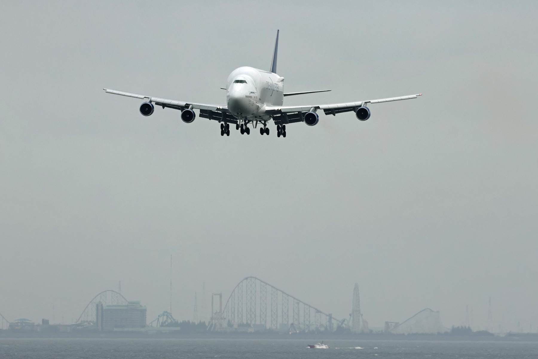 イカレた飛行機】激レアな「ドリームリフター」の撮影方法！絶対