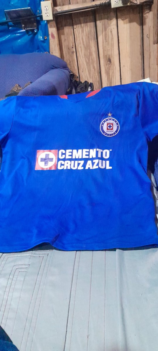 EdwinyovannyHe2's tweet photo. #NuestraLiguilla saludos a todos los del equipo de transmisión de tudn desde tegucigalpa Honduras Zancudo Trapatony Cosh vamos 💪 azules la maquina del Cruz Azul https://t.co/YMciDY2EZo