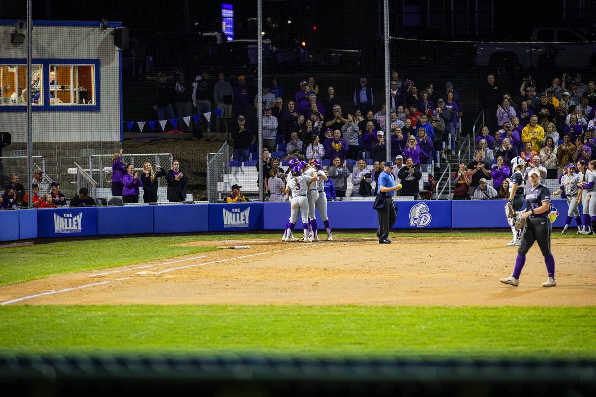 On to tomorrow!

📰 bit.ly/458tPGG

#EverLoyal | #1UNI