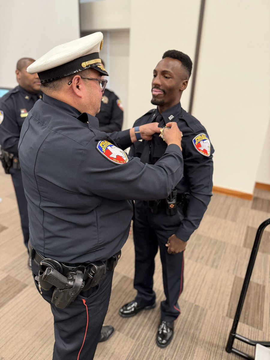 paulscordova's tweet image. I am happy to report we have two new @AldinePolice Officers: Larry Parrish & Isaiah Pope. Both represented us well as Cadets @lonestarcollege Police Academy! They begin their journey as Texas Peace Officers for @AldineISD tomorrow morning! #AldineImpact