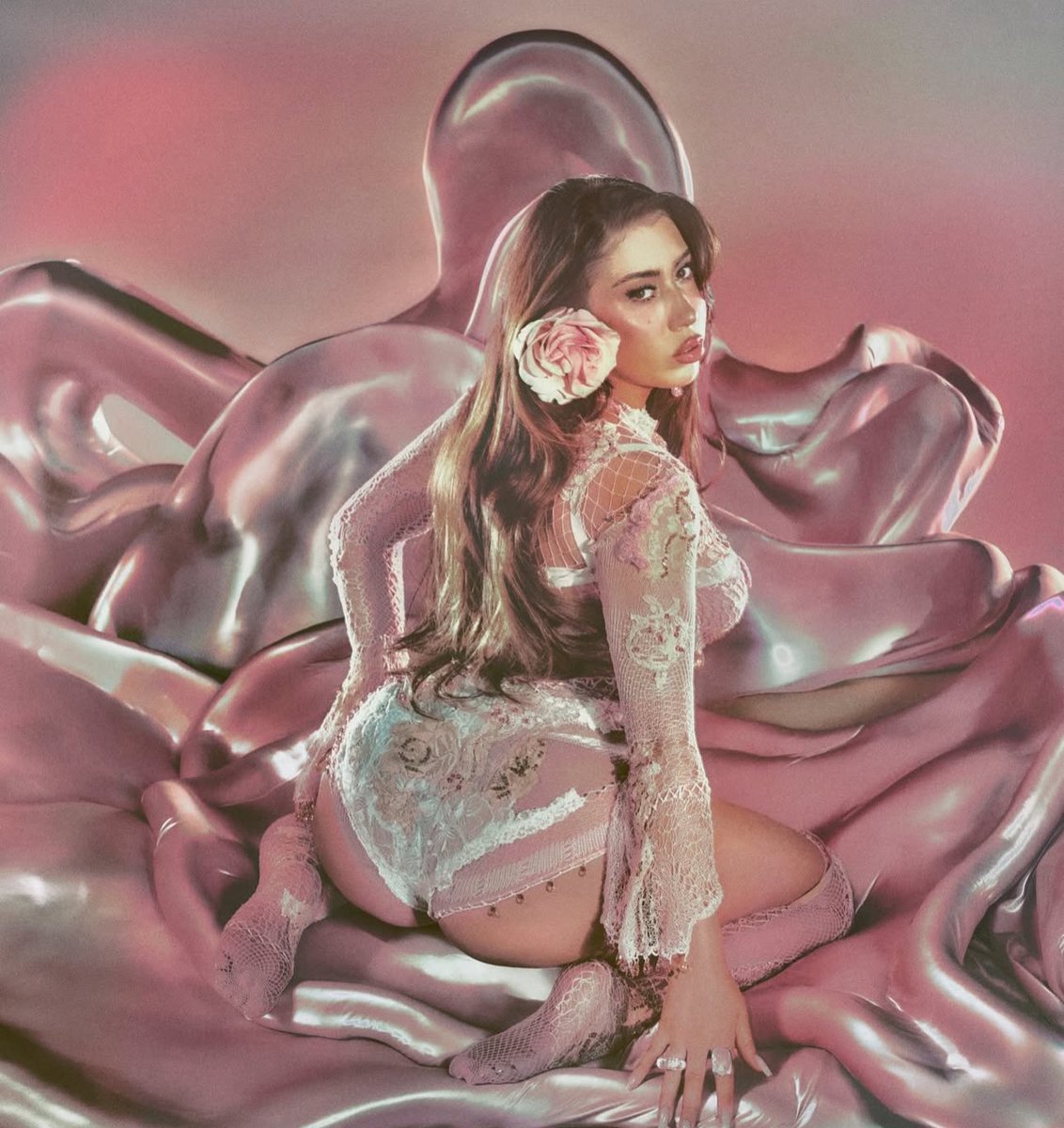 KALI UCHIS 5TH STUDIO ALBUM “SINCERELY,” IS OUT NOW ON ALL PLATFORMS