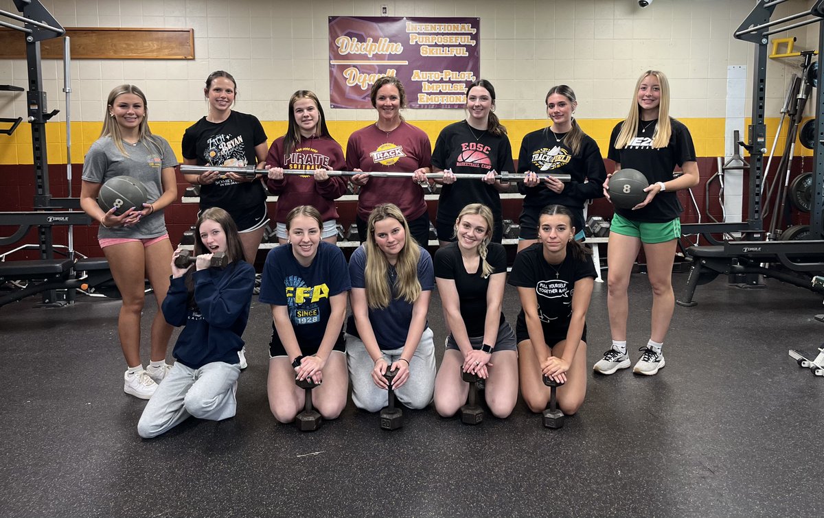 TomNader_PortageSports (@tom_nader) on Twitter photo Southeast track and field head coach Melinda Furr is featured in this week's Sarchione Chevrolet Garrettsville "Coaches in the Classroom" feature.
Read her feature story:
portagesports.com/high-school-co…
<a href="/SHSPiratesATH/">Southeast High School Athletics</a> Southeast track and field head coach Melinda Furr is featured in this week's Sarchione Chevrolet Garrettsville "Coaches in the Classroom" feature.
Read her feature story:
portagesports.com/high-school-co…
<a href="/SHSPiratesATH/">Southeast High School Athletics</a>