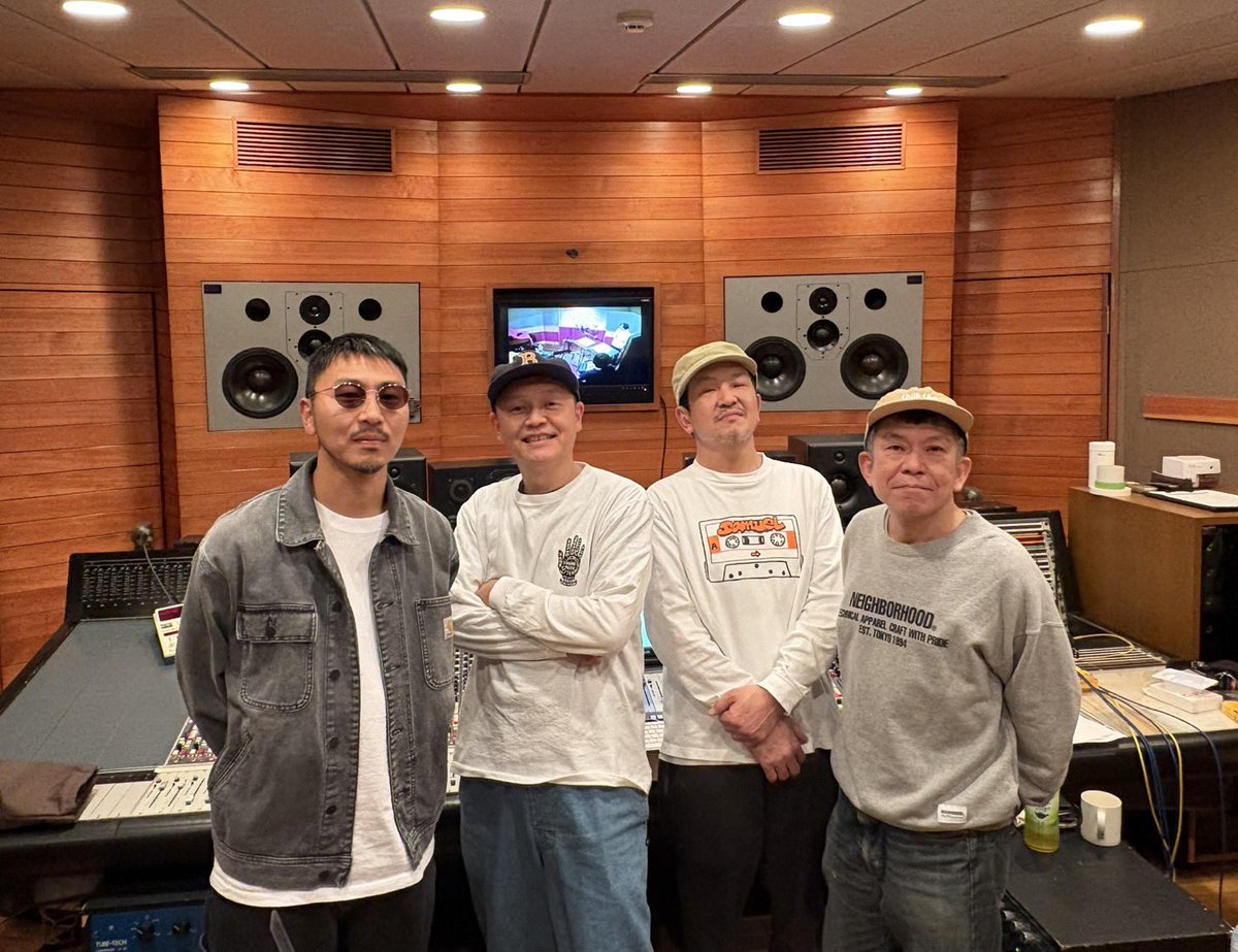 スチャダラパー
「Bメン feat. 田我流」
ssm.lnk.to/BMEN

本日リリースされました🎉
憧れのアーティストとの1曲
ぜひお聴き下さい。

誰もが口ずさめるようなA面よりもずっとグッとくる、ハードボイルドな社会派B面アクション楽曲😎