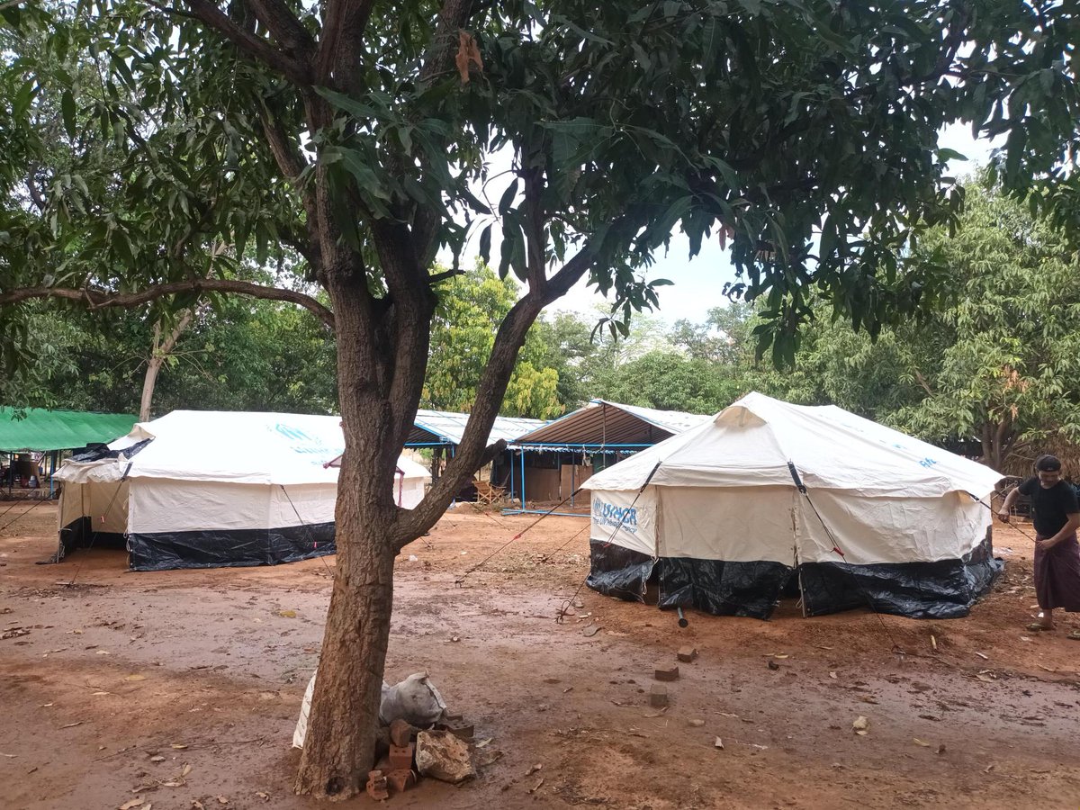 UNHCRMyanmar's tweet photo. As monsoon rains approach, emergency tents bring shelter to people living crisis on top of crisis in Myanmar. On #EuropeDay 🇪🇺, heartfelt thanks to the EU Humanitarian Aid for helping protect the most vulnerable when they need it most.
@eu_echo
@ECHO_Asia
@EUMyanmar https://t.co/n5C0rOYLDv