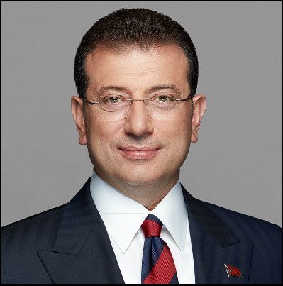 Profesorfacia's tweet image. Merhaba,
Ben Ekrem İmamoğlu;

İstanbul Büyükşehir Belediye Başkanı ve Cumhurbaşkanı Adayıyım.

Montrö Antlaşması'nı delerek, ABD'nin Karadeniz'e açılmasını sağlayacak, İstanbul'un ortasını Arap adası yapacak, deprem riski olan şehrin nüfusunu 2 milyondan fazla arttıracak,…