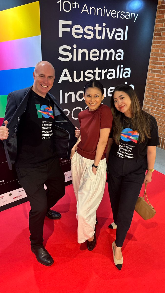 Marissa Anita (@marissaanita) on Twitter photo Itās official! Festival Sinema Australia Indonesia is back! <a href="/DubesAustralia/">Rod Brazier</a>
Jadwal nonton di link berikut ya: indonesia.embassy.gov.au/jaktindonesian⦠Itās official! Festival Sinema Australia Indonesia is back! <a href="/DubesAustralia/">Rod Brazier</a>
Jadwal nonton di link berikut ya: indonesia.embassy.gov.au/jaktindonesianā¦