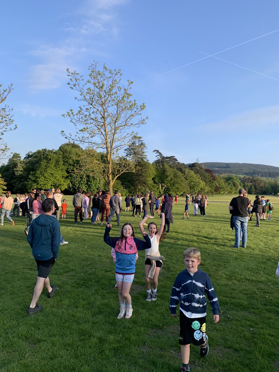 Holy Cross School tweet media