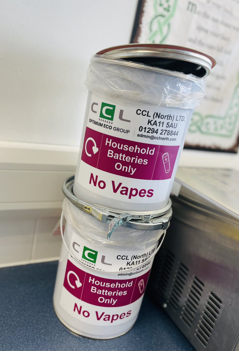 New boxes arrived this week for our battery recycling. ♻️ You should never put batteries in your regular household bins as they can cause fires. 🔋🪫 <a href="/curriechs/">CurrieCHS</a> #ecoschoolsscotland