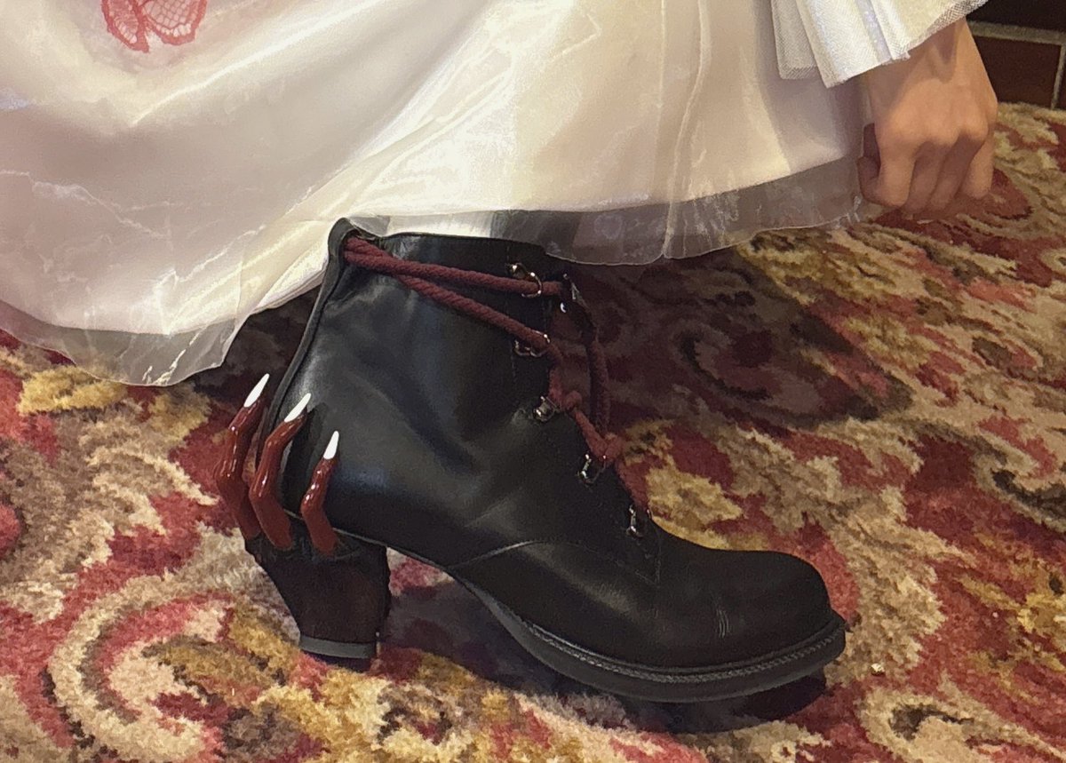 Hazama×ファントムシータ コラボブーツ ドレスシューズ 箱あり MVで一際目を引いた新衣装の靴ですが、 なんとha | za | maさん