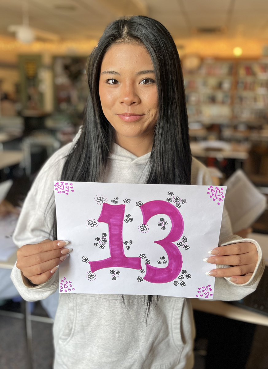 🖤 13 days until graduation! 🩷