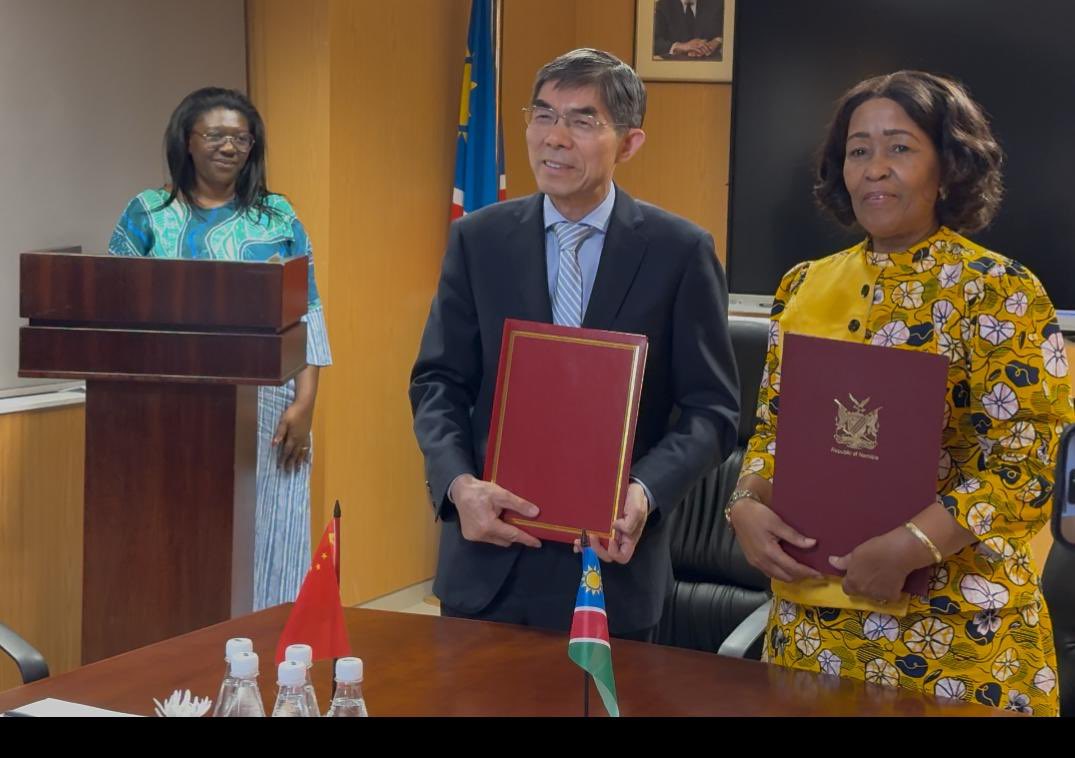 ObserverNamibia's tweet image. SEALED: Namibia and China have signed a new agreement that will allow the export of mutton and chevon from Namibia to China.

The deal covers inspection, quarantine, and hygiene requirements for meat exports.The Ministry of Agriculture, Fisheries, Water and Land Reform of