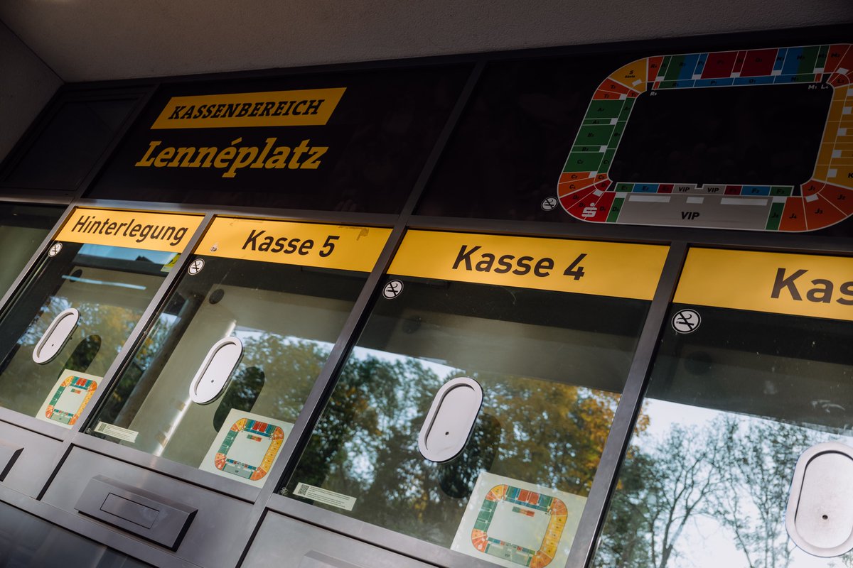 DynamoDresden's tweet image. Immer häufiger werden gefälschte oder überteuerte Tickets über nicht autorisierte Online-Marktplätze angeboten. Auch für das Heimspiel gegen Unterhaching sind bereits dutzende Betrugsfälle bekannt. Wir erklären, wie Ihr Euch schützen könnt. 👉 sgd-1953.de/schwarzmarkt #sgd1953