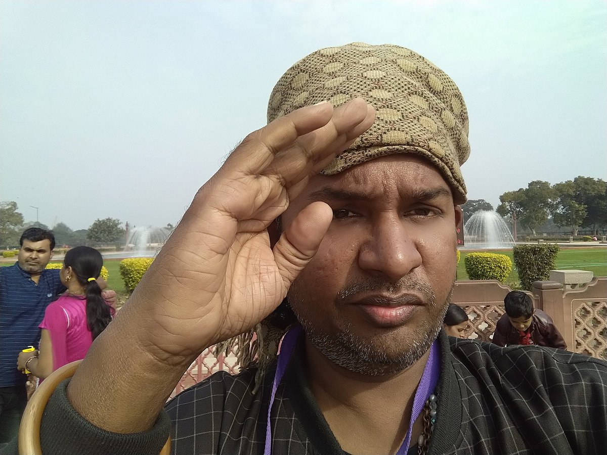 raman_viki's tweet photo. Salute Indian Army https://t.co/63QImAN8k9