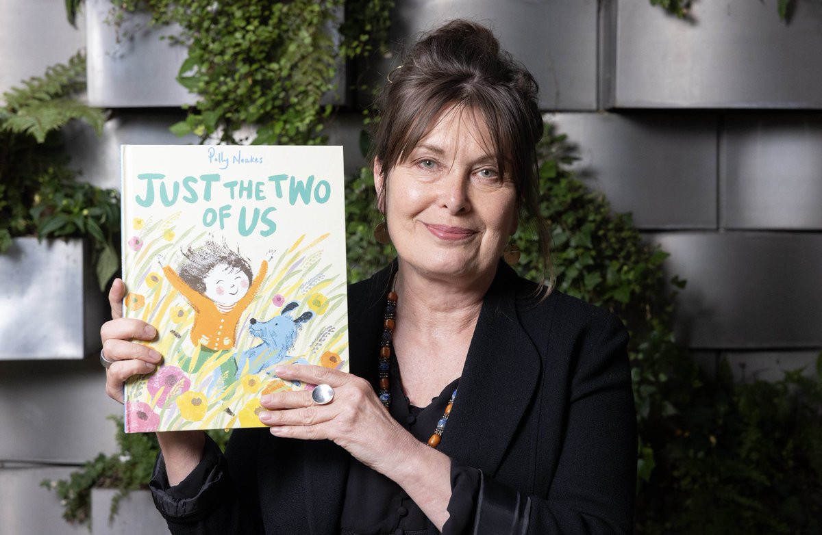 oscarsbookprize's tweet image. ✨What a night to remember!✨
On Tuesday, we celebrated the joy of storytelling at the Oscar’s Book Prize Winners Ceremony — and what a magical evening it was! 🌟📚
It was incredible celebrating this year’s outstanding winner Polly Noakes and the shortlist. 📸 PA Wire