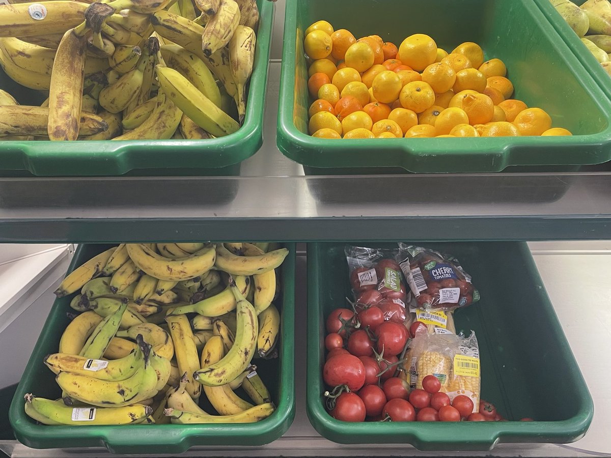 SecondHelpings3's tweet image. There’s lots of lovely food available in our Pantry r this morning. Come and get it on a pay-what-you-feel basis.