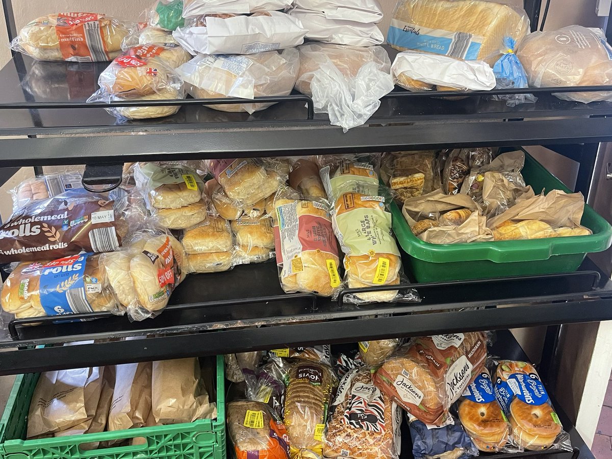 SecondHelpings3's tweet image. There’s lots of lovely food available in our Pantry r this morning. Come and get it on a pay-what-you-feel basis.