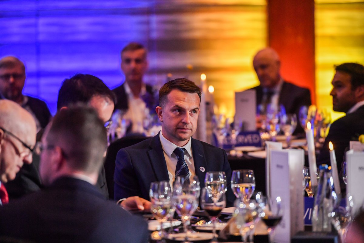 CIR_CSM's tweet image. Za nami pierwszy dzień THINK TANK Forum, zorganizowanego przez Centrum Stosunków Międzynarodowych we współpracy z Kancelarią Prezesa Rady Ministrów.

Konferencja rozpoczęła się uroczystą kolacją, w której wzięli udział przedstawiciele think tanków z większości krajów UE i krajów…