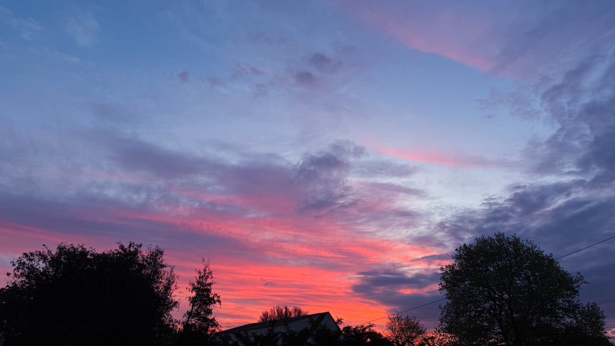 Ang_XoXo17's tweet image. Sunrise the past two mornings on Long Island; cotton candy.