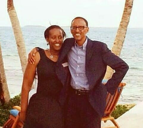 Nawe nyereka agafoto ka kera nk'aka ufite ?! 💜🥰