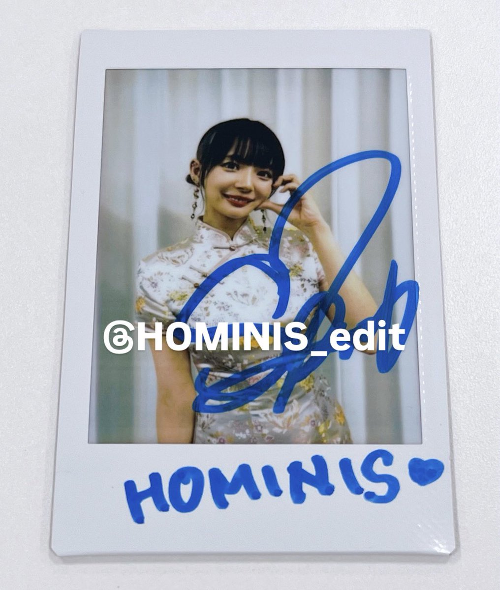 HOMINIS_edit's tweet photo. 【#プレゼント🎁】

写真集『#嶺上開花』発売記念📷
#岡田紗佳 のサイン入りチェキを1名様に❣️

📱応募方法
1⃣@HOMINIS_edit をフォロー
2⃣この投稿をリポスト

⏰締切
5月23日24時

【#推シゴトーク】はこちら
👉https://t.co/ipzYDsdcje

コメントでぜひ記事の感想も🥰

#ホミニス
@sayaka_okada219 https://t.co/I5YN8uCv7M