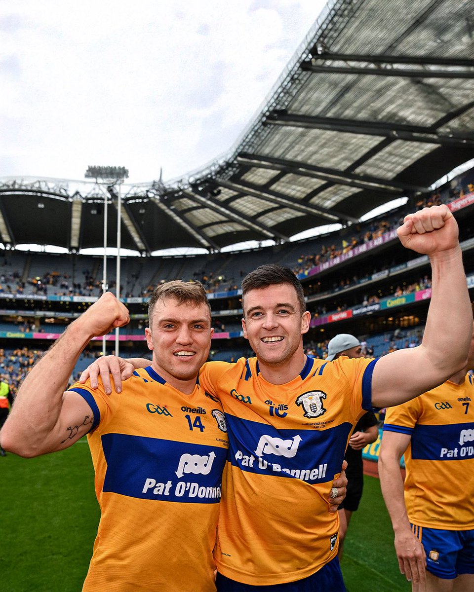 Hands up if you’re BACK for the BANNER!!! 👀😮‍💨