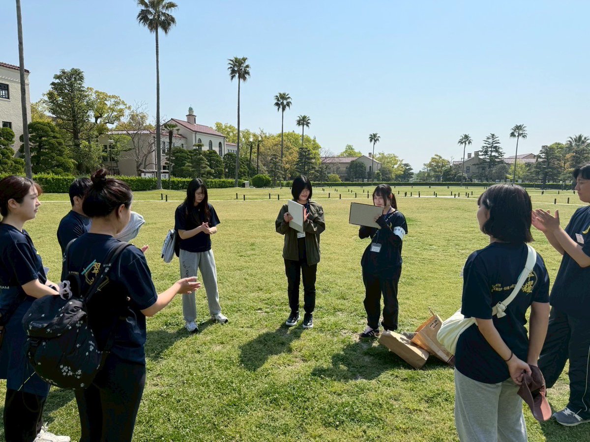 【第48回総合関関戦クリーンアップキャンペーン】

開催日：4月26日(土)
開催場所：関西学院大学西宮上ケ原キャンパス周辺
参加者：関関戦実行委員35名、体育会学生本部12名、計47名

日頃体育会を応援してくださる関西学院大学近隣の方々への感謝を込めて、清掃活動を実施いたしました。