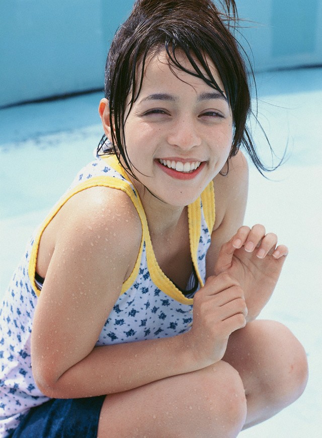 加藤ローサさんが現在39歳2児の母と知り、時の流れの早さに愕然とした