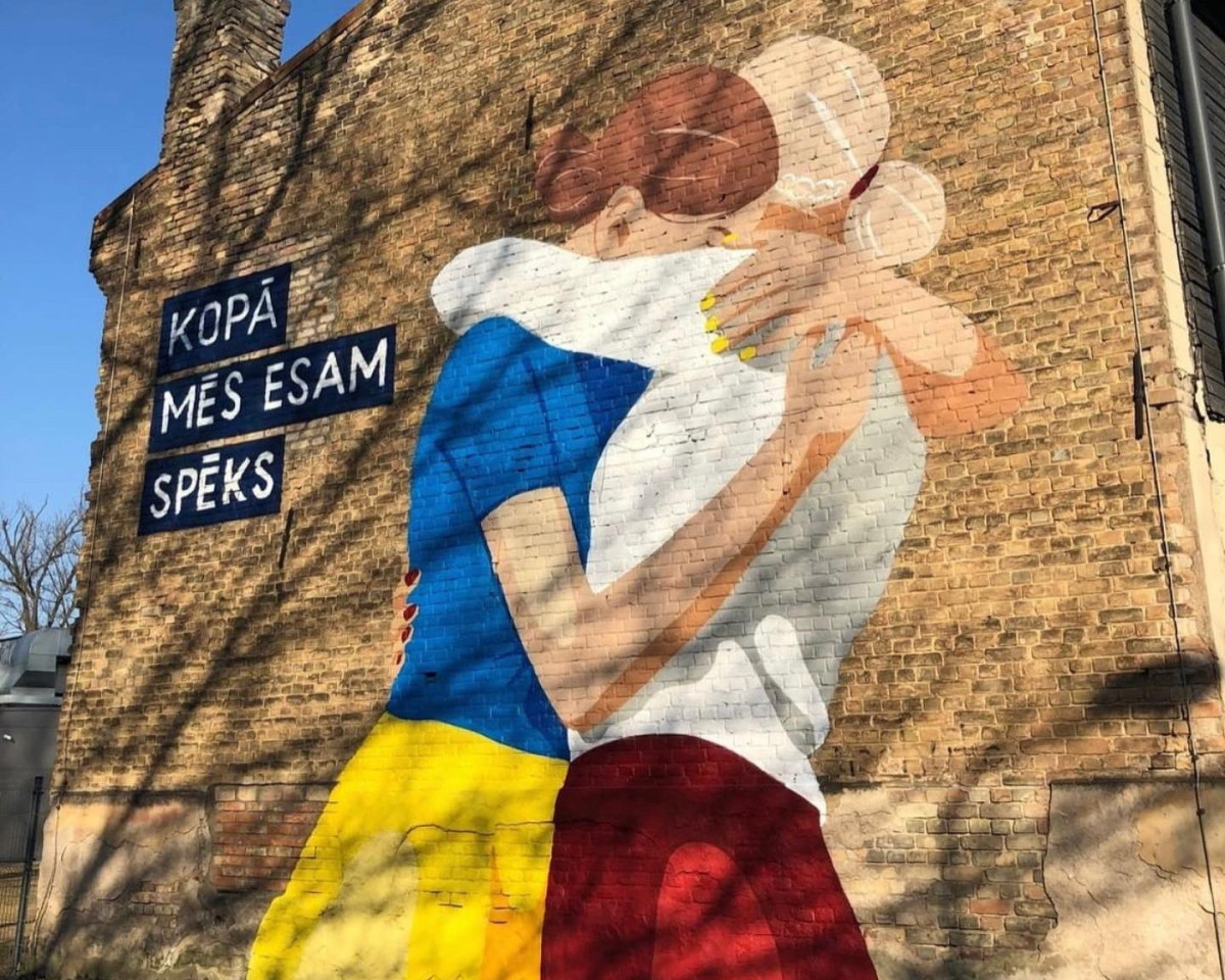 falledlenin's tweet image. 9 травня в Латвії відзначають День пам'яті жертв війни в Україні. Дякуємо, друзі! 🇱🇻🤝🇺🇦