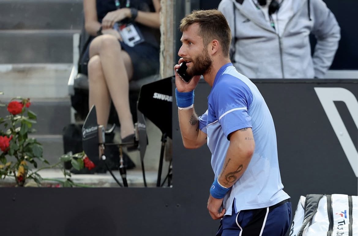 Pronos ⬇️
𝐀𝐓𝐏 𝐑𝐎𝐌𝐄 🇮🇹 #𝐓𝐞𝐚𝐦𝐏𝐚𝐫𝐢𝐞𝐮𝐫

🇺🇸 Nakashima 1.45
🇫🇷 Moutet 2.30
🇬🇷 Tsitsipas 2-0 1.80
🇨🇿 Kopriva 3.00

10€ offert dans les RT FAV (faut être follow) tirage fin de journée 🤝🥳