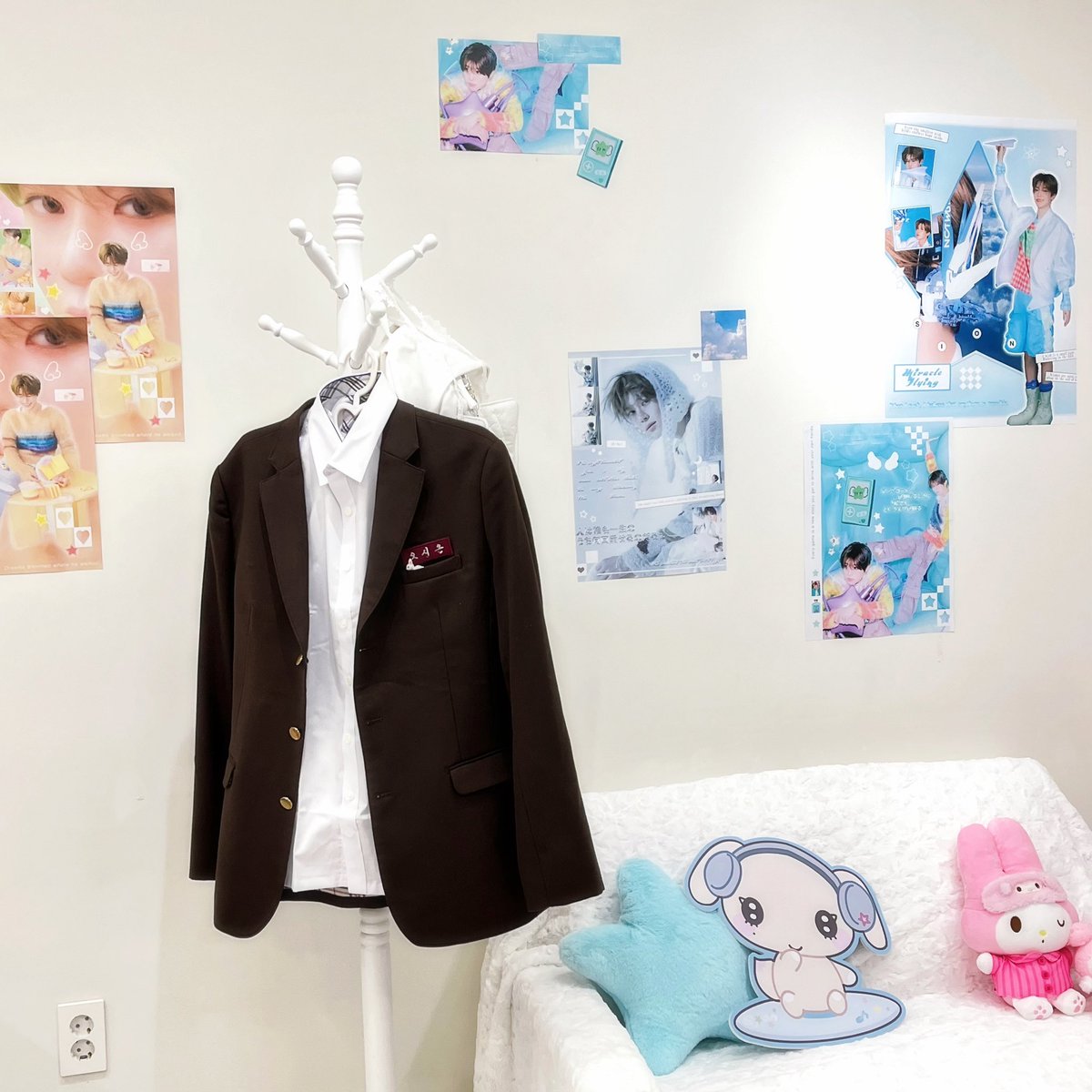 cafeSTEADY's tweet photo. ⋆。˚ ♡ ₊˚ ෆᕱ⑅ᕱෆ ₊˚ ♡ ˚ 。⋆

5월 9일 - 5월 11일 3일간

#엔시티위시 #시온 님의
#생일카페 이벤트가 진행됩니다. ໒꒱ ‧₊˚

#Heavy_rotasion https://t.co/qQNavgy6fB