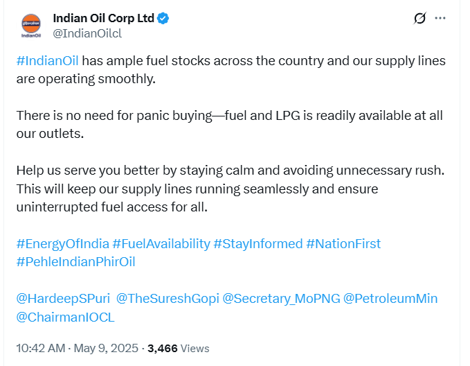 EconomicTimes's tweet photo. Indian Oil Corp Ltd says, "Indian Oil has ample fuel stocks across the country and our supply lines are operating smoothly. There is no need for panic buying -fuel and LPG are readily available at all our outlets." 
 🇮🇳⚔️🇵🇰 🚨 #OperationSindoor LIVE Updates ➠ https://t.co/ncc39RW9CO