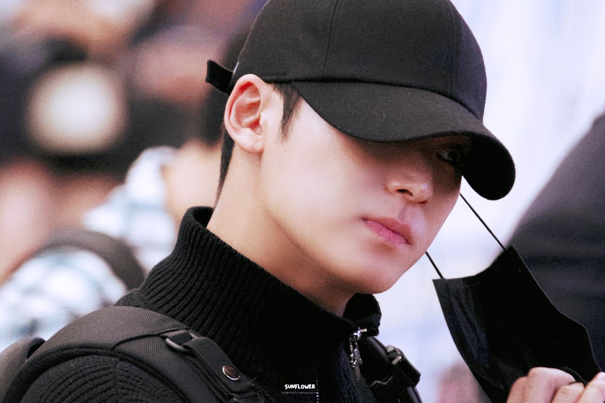 250509 GMP 출국 #민규 

#세븐틴 #SEVENTEEN 
#김민규 #MINGYU #ミンギュ
