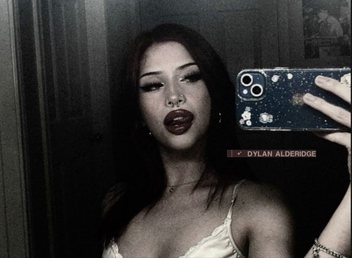 ┊ ➶ she went to 𝐡𝐞𝐚𝐯𝐞𝐧 & back tweet media