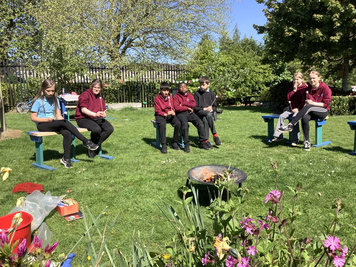 Harrysmuir Primary (@harrysmuirps) on Twitter photo <a href="/MrsCarder_hps/">Elaine Carder</a> had the pleasure of spending time with some P7s. Each had a go at using a flint and steel then they toasted marshmallow and made sβmores, very tasty π #outdoorlearning <a href="/MrsCarder_hps/">Elaine Carder</a> had the pleasure of spending time with some P7s. Each had a go at using a flint and steel then they toasted marshmallow and made sβmores, very tasty π #outdoorlearning
