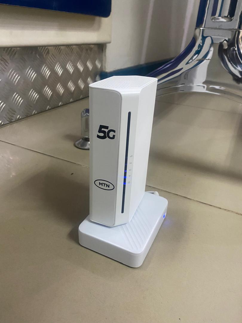 NoahMfula's tweet photo. Hello there family and friends MTN as a good deal for you..get this 5G Router for free and the only thing you get to do is pay for bundles for k500 which gives you 220GB valid for a month T&amp;C apply ..
  For more details call or WhatsApp me on 0966488080. //0967504962.. https://t.co/upaJUKhqUI