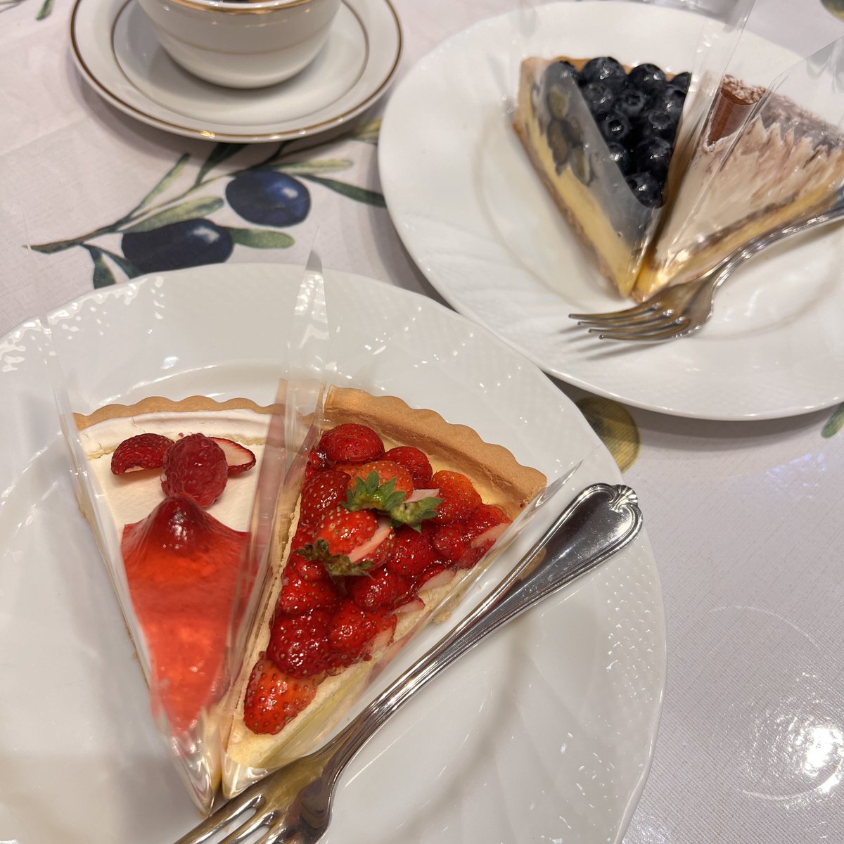 sbr77s's tweet photo. 4切れたべれれば元だょ https://t.co/PRPFGgEe6H