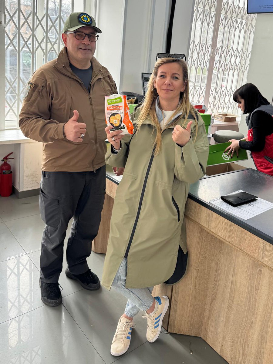 Izvēlamies produktus, kuri cīnās par brīvību, nevis  finansē bumbas! 💣💣
Diemžēl daudzi pasaules zīmoli turpina finansēt krievijas militāro budžetu.
Tikmēr ir īsti, turklāt vietējie zīmoli, kuri turpina atbalstīt cīņu par brīvību 🇺🇦🇺🇦🇱🇻🇱🇻
<a href="/DobelesDzirnavn/">Dobeles dzirnavnieks</a> kopā līdz uzvarai!✌️