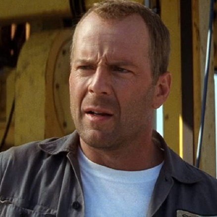 "6000 millones de humanos... ¿Por qué me eligieron a mí?"
🎬 Armageddon (1998)