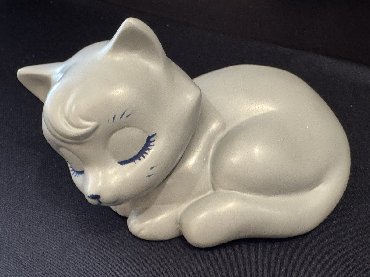 新しいソフビ原型『裏春猫』 館長さん原型です！楽しみ😊