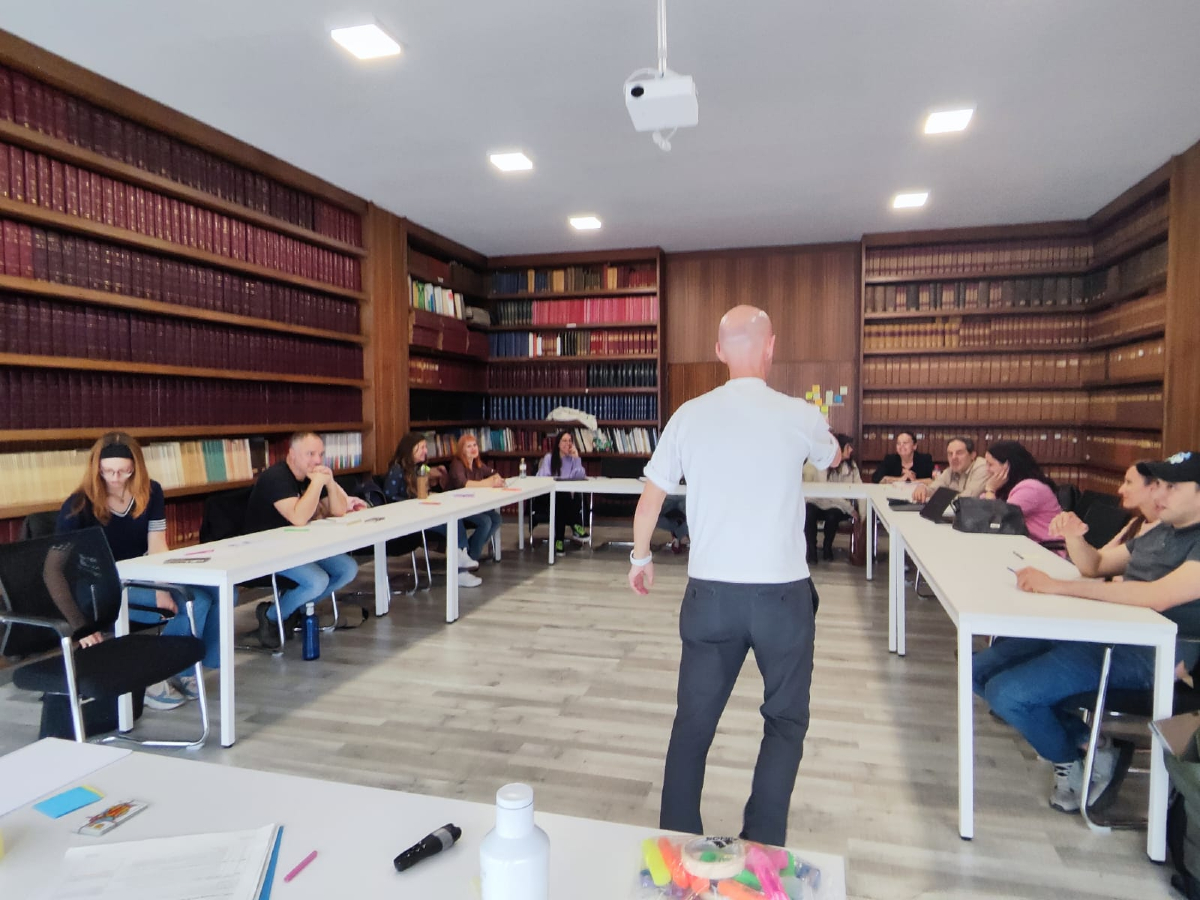 Ayer daba comienzo en #CámaraTorrelavega la segunda edición de #BEST, el programa de aceleración empresarial en el que los #emprendedores contarán con el acompañamiento de expertos en estrategia, comunicación, financiación, liderazgo e impacto.