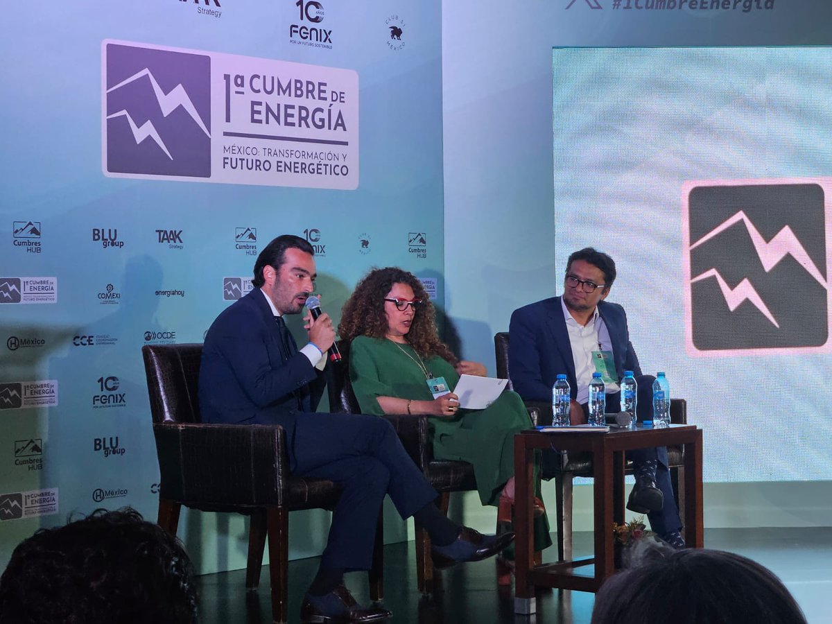 AMGNMx's tweet image. &quot;Alfredo Bejos Inclán, VP de la AMGN, participó en la 1ª Cumbre de Energía: “México: Transformación y futuro energético”. Destacó el desarrollo de infraestructura de #GasNatural como clave para el progreso regional. ¡Gracias por la invitación! #ProgresoRegional&quot;