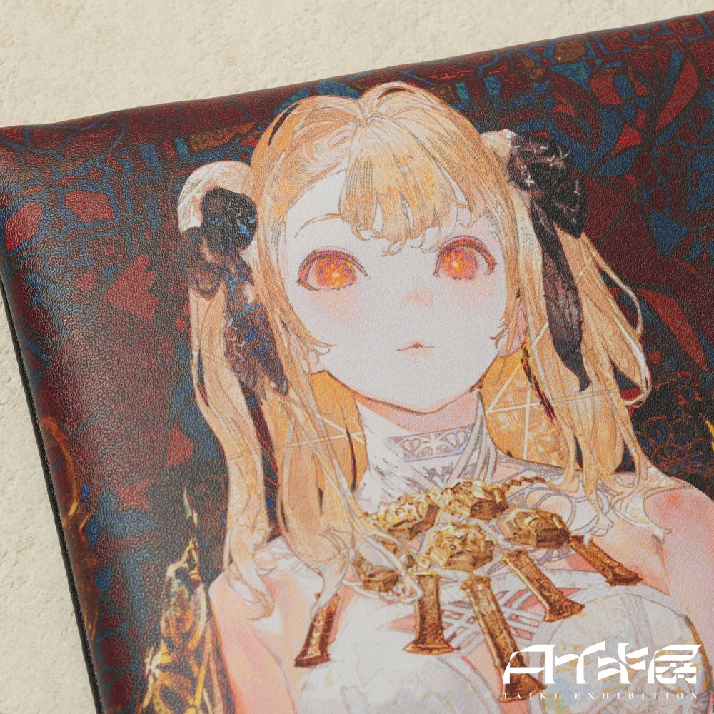 ┈┈┈┈┈┈┈┈┈
　巡回展新グッズ
┈┈┈┈┈┈┈┈┈
公式オンラインショップにて販売中！

『ポーチ（全2種）』
アートが映える、毎日使いたくなるイラスト入りポーチです。

▼購入はこちらから
sss-by-applibot.booth.pm/item_lists/n6R…

#タイキ展 #taiki_exhibition