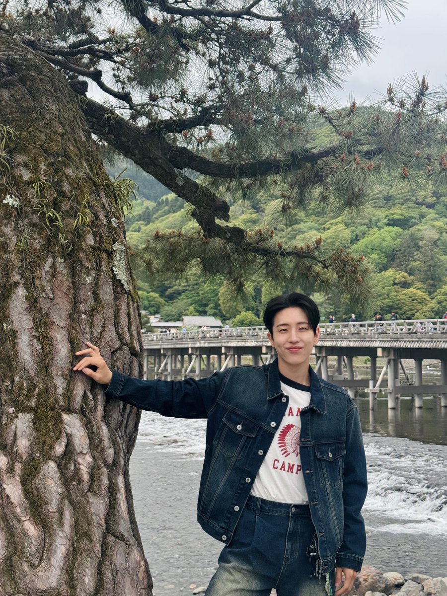 heeeeeejae94's tweet photo. 교토에 다녀왔지요
27000보를 걸었지요 
버스투어로 편하게 다녔지요 https://t.co/Wmq7Fmig6g