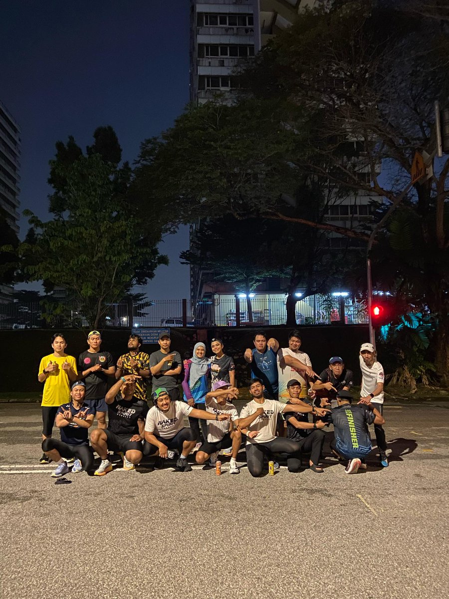nakedspiritrun's tweet photo. Hope everyone enjoyed the sharing session we had with our great and smug 100km finisher, @hazimradzi last night. 

Have a good weekend ahead and be sure to tag us in your long weekend adventures, we’d like to see how sweaty your 3-days break will be! #runwithoutlimits https://t.co/ppYlnzGq9E